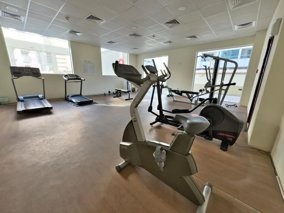 Big Size Studio Next To Marina Walk - Near Metro 迪拜 公寓